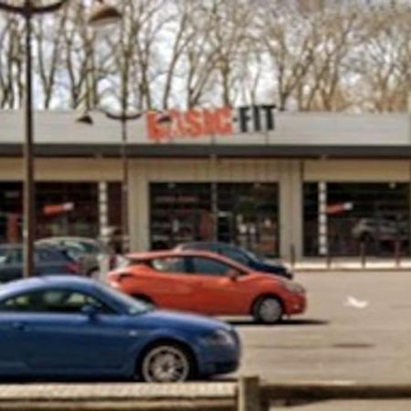 Logement Cosy - Proche Du Prado Bourges Bagian luar foto