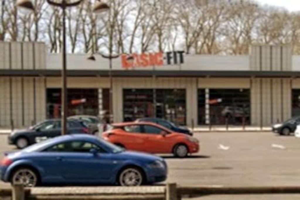 Logement Cosy - Proche Du Prado Bourges Bagian luar foto