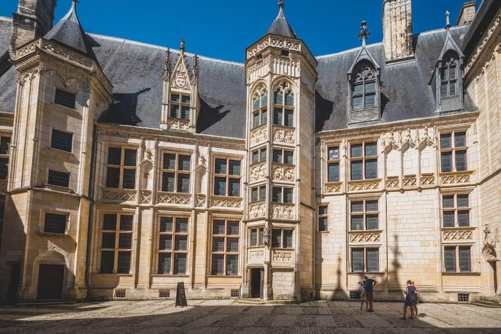Logement Cosy - Proche Du Prado Bourges Bagian luar foto